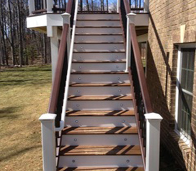 Trex Stairs with Trex railing