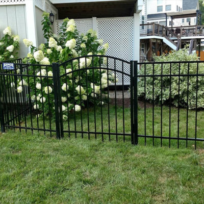 4' tall Aluminum fence in Leesburg